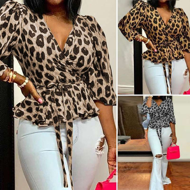 V-neck Leopard print top