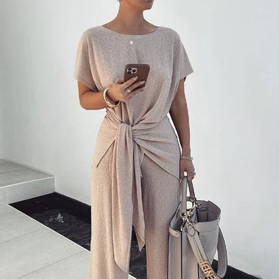 Knit Pleated Pants Suit